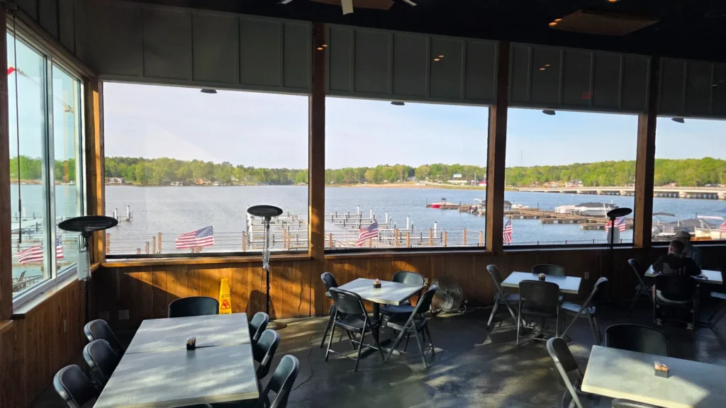 Break on the Lake Review: One of Lake Greenwood’s Best Waterfront Restaurants